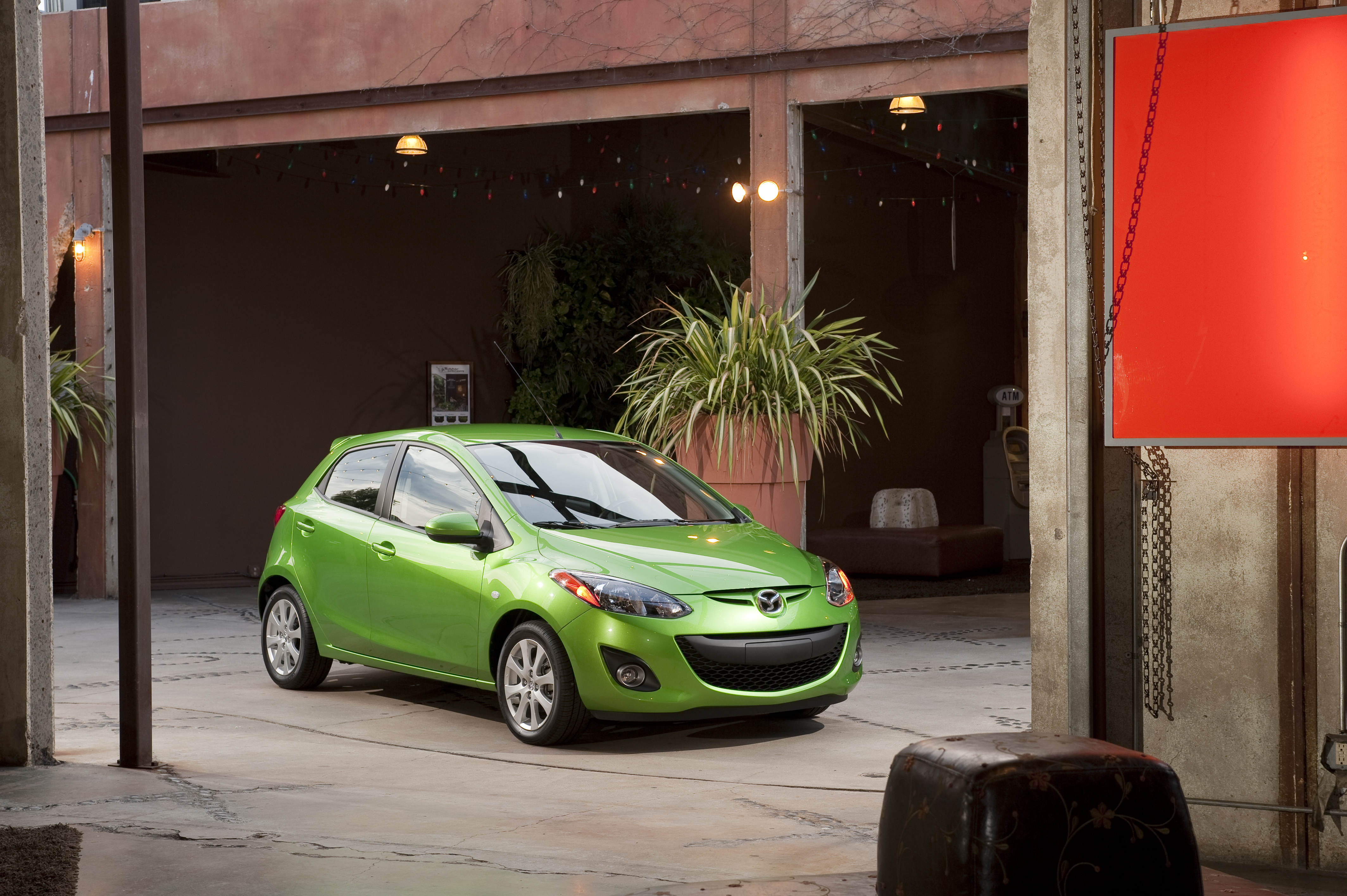 2013 Mazda2 review – Benjamin Yong