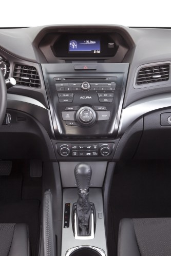 2013 Acura ILX Hybrid dash
