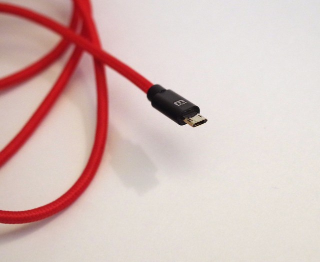 Winnergear MicFlip micro USB plug
