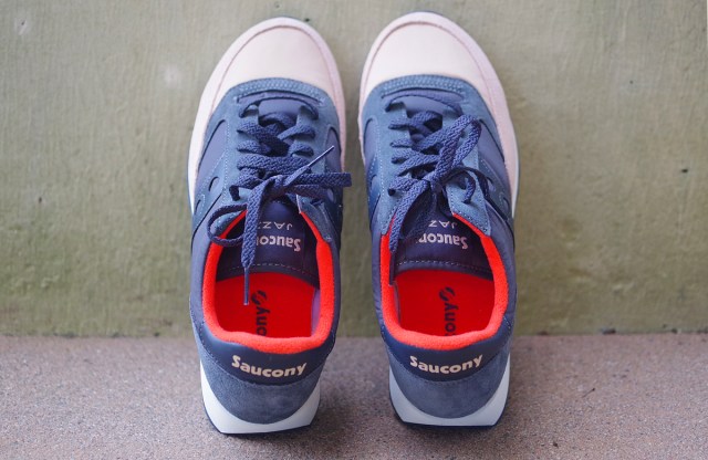 Saucony Jazz Original Tan/Charcoal wall