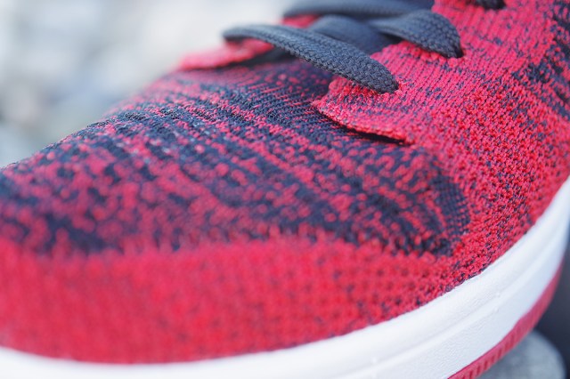 nike dunk low flyknit upper