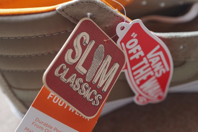 vans boom boom sk8-hi slim zip tags