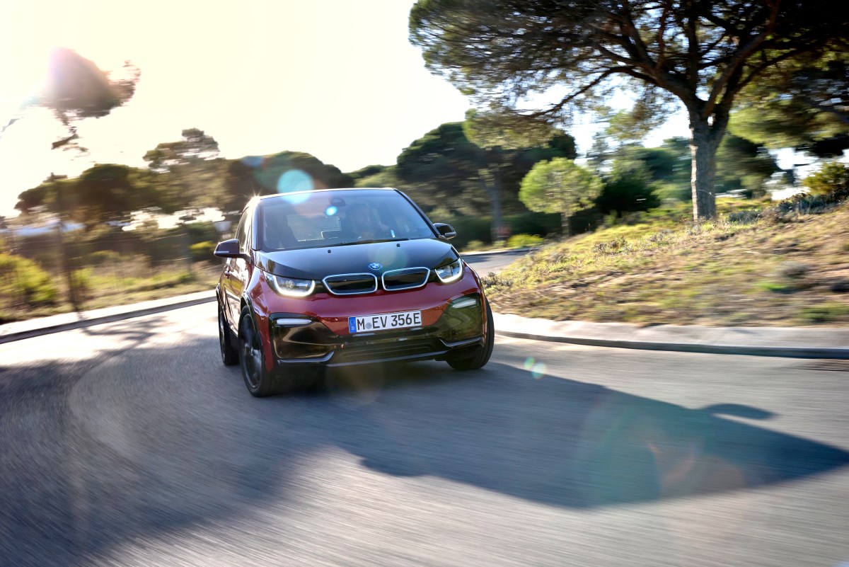 2018 bmw i3s cornering