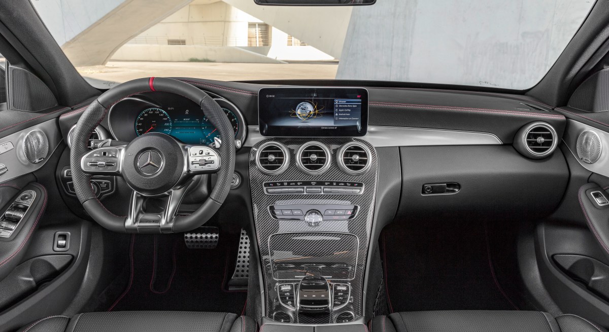 2019 mercedes-amg c 43 wagon interior
