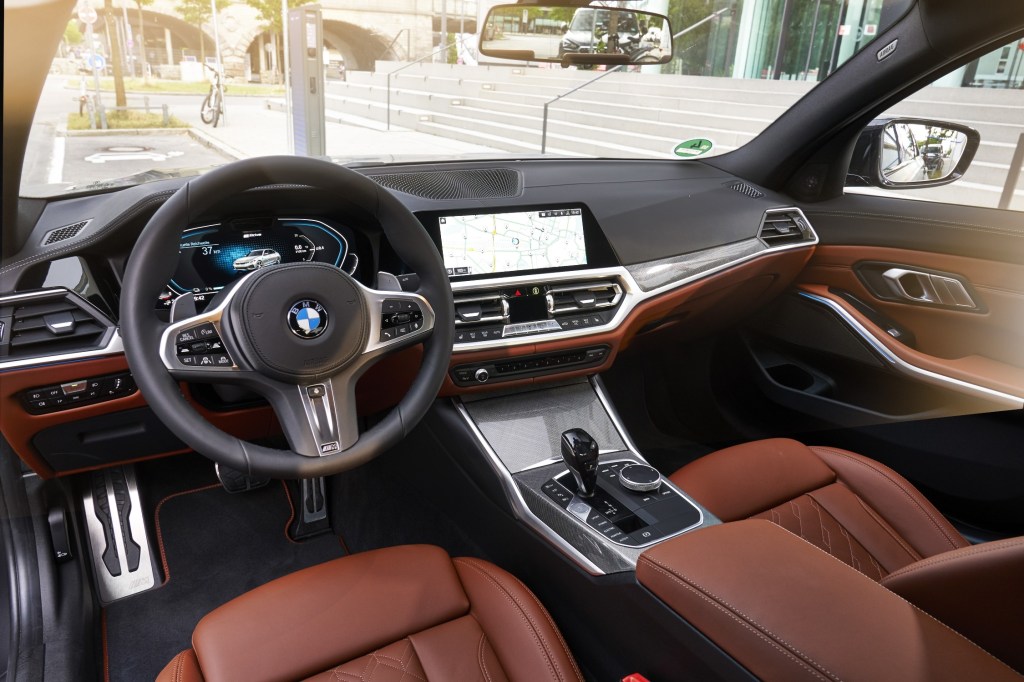 2021 bmw 330e interior