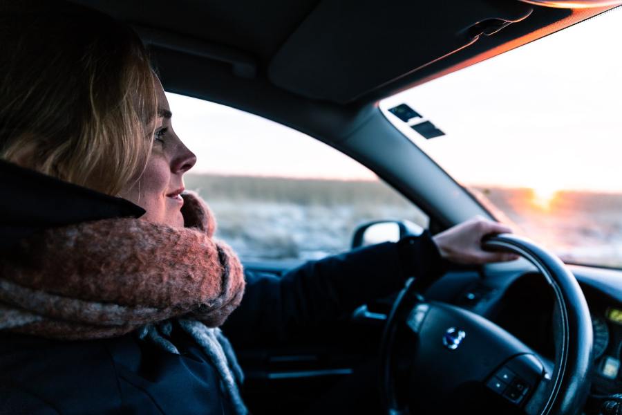 woman driving in winter