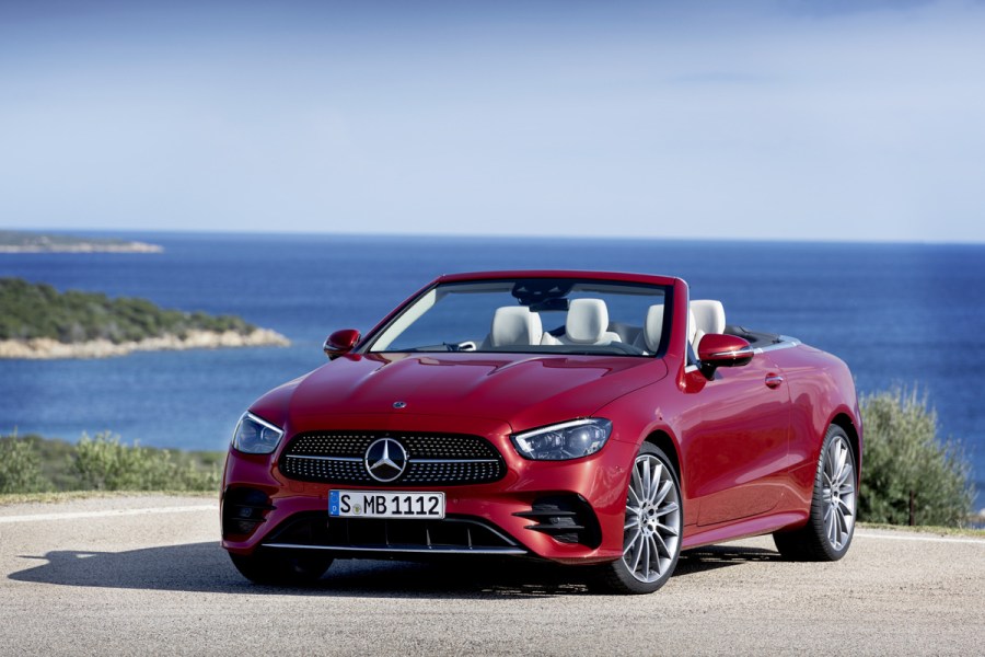 2021 mercedes-benz e 450 cabriolet front quarter