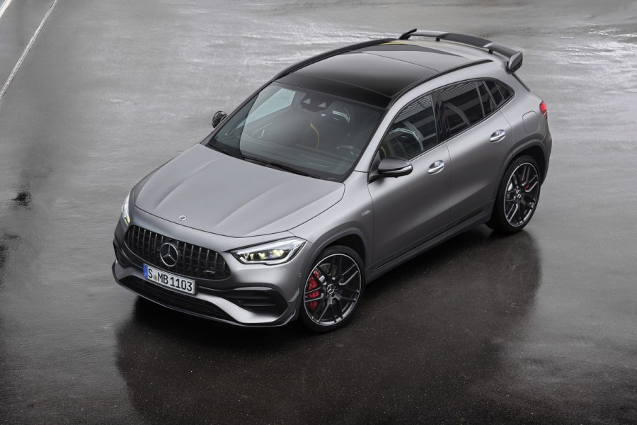 2021 mercedes-amg gla 45 4matic+ front quarter