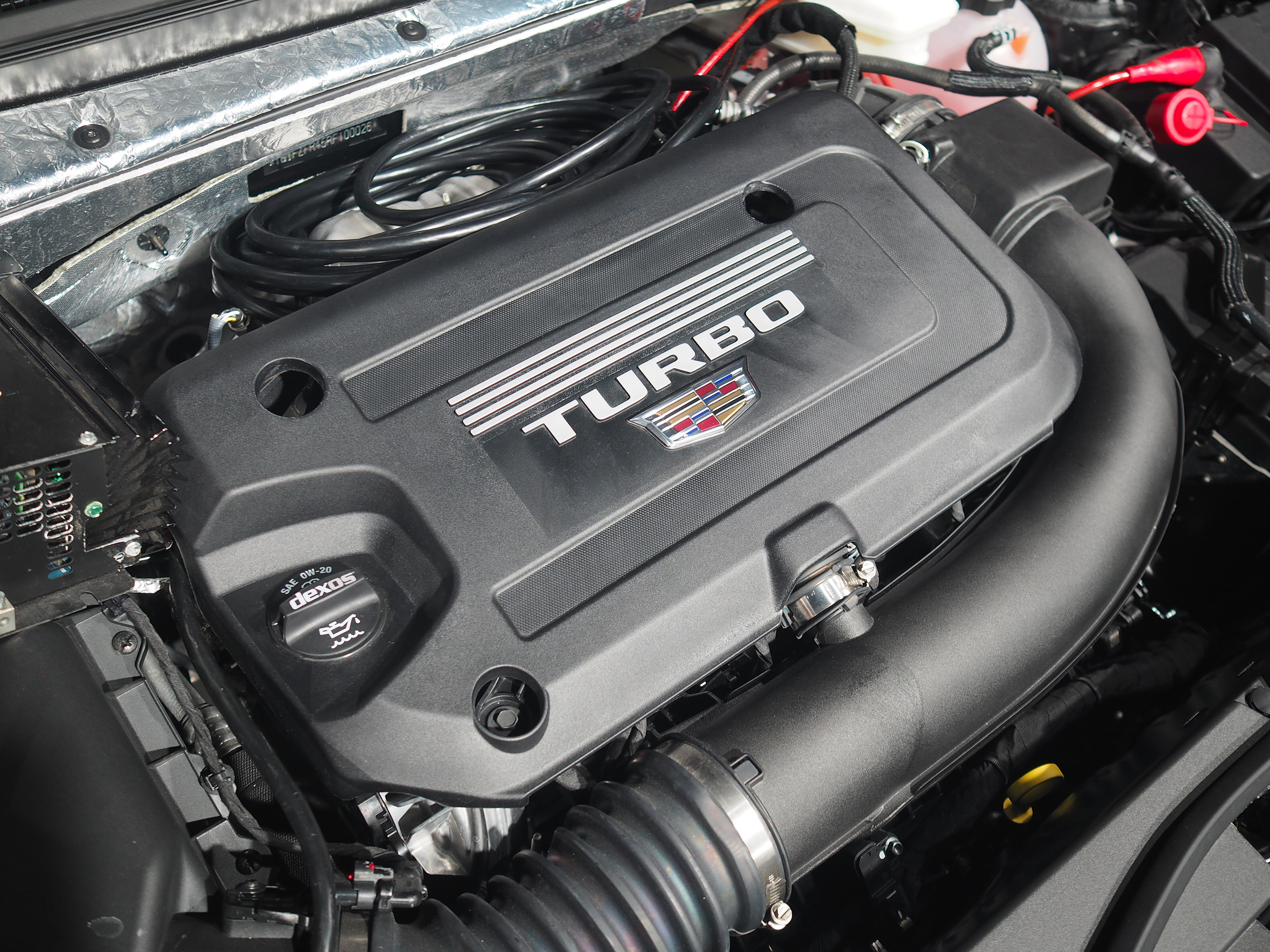 2024 cadillac xt4 engine