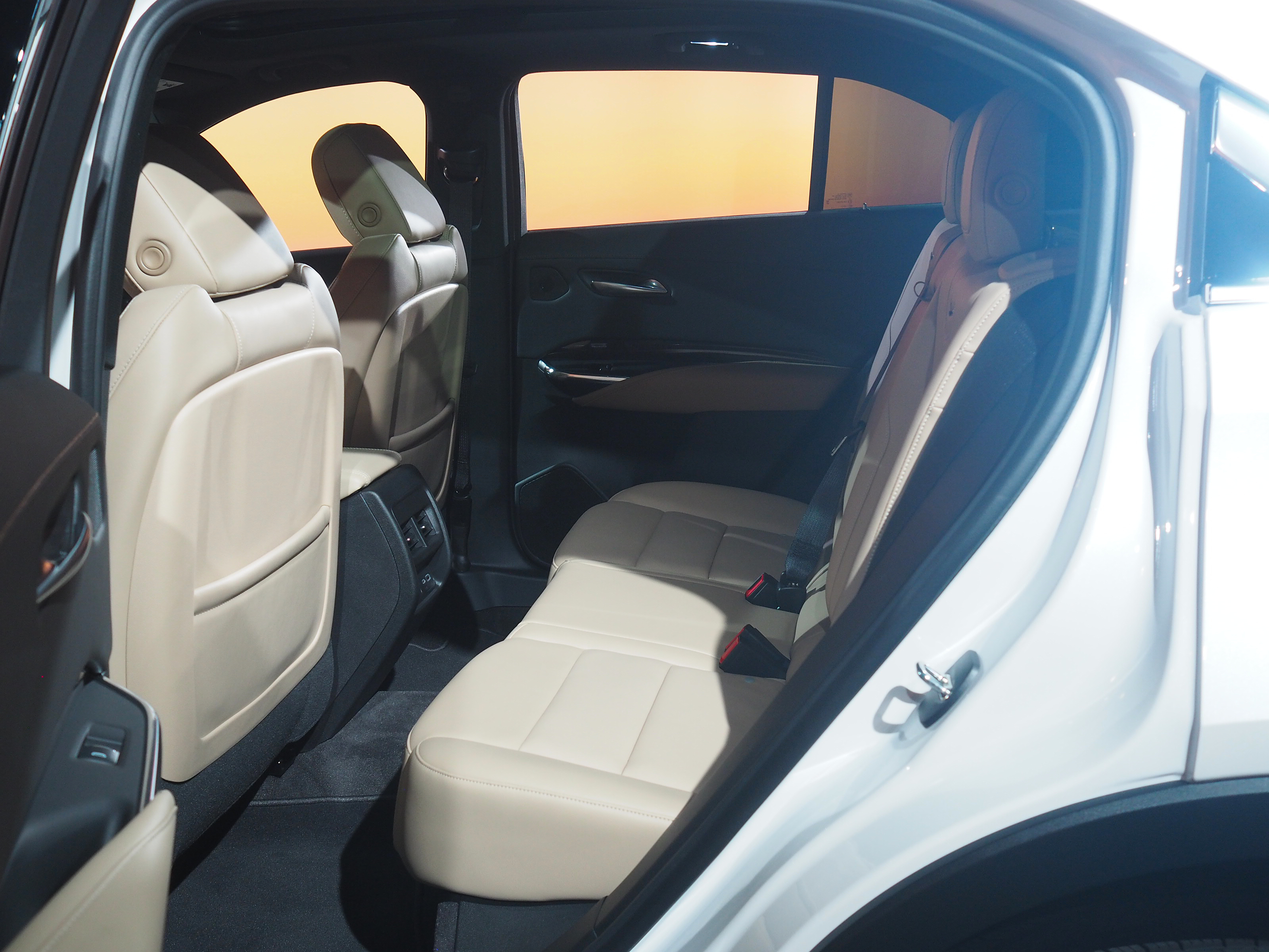 2024 cadillac xt4 luxury back seat