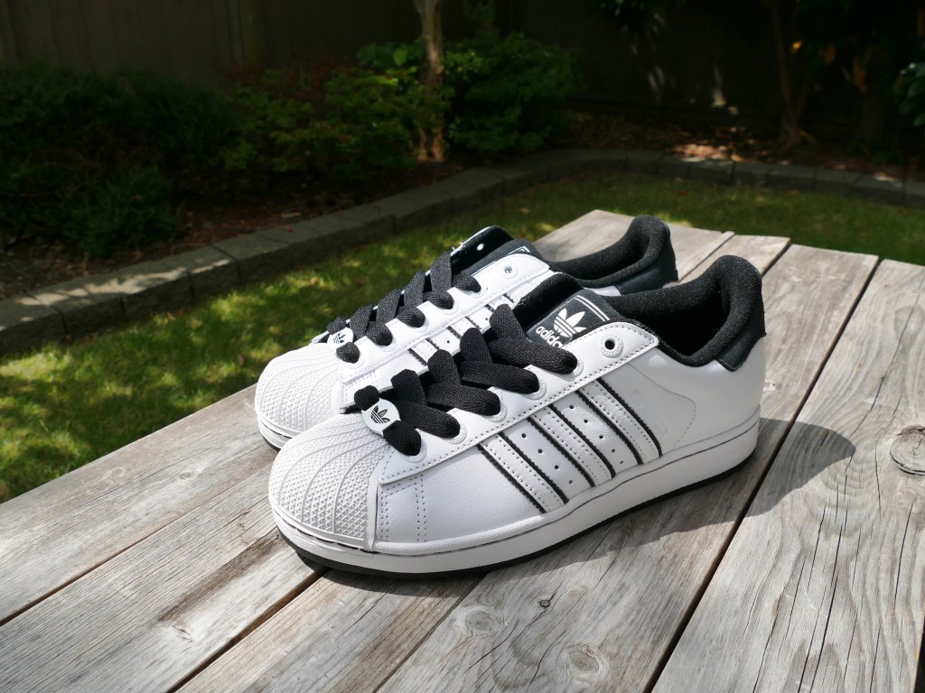 adidas superstar ii side