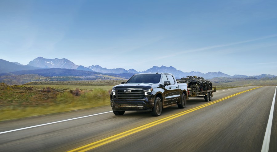 2025 Chevrolet Silverado 1500 towing